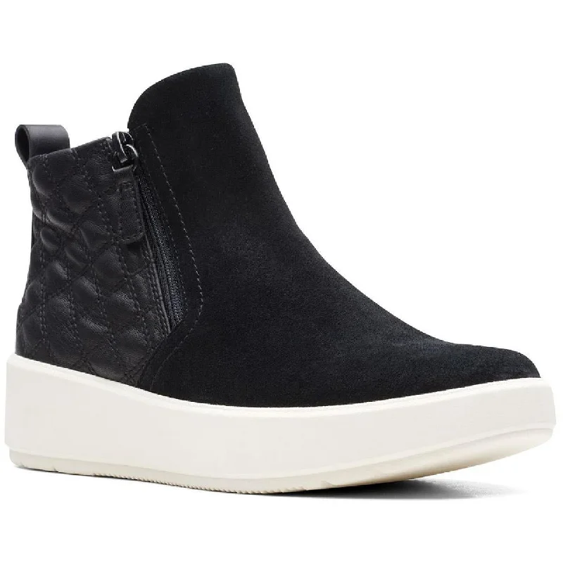 Clarks Womens Layton  Zip Quilted Zip up Casual and Fashion Sneakers